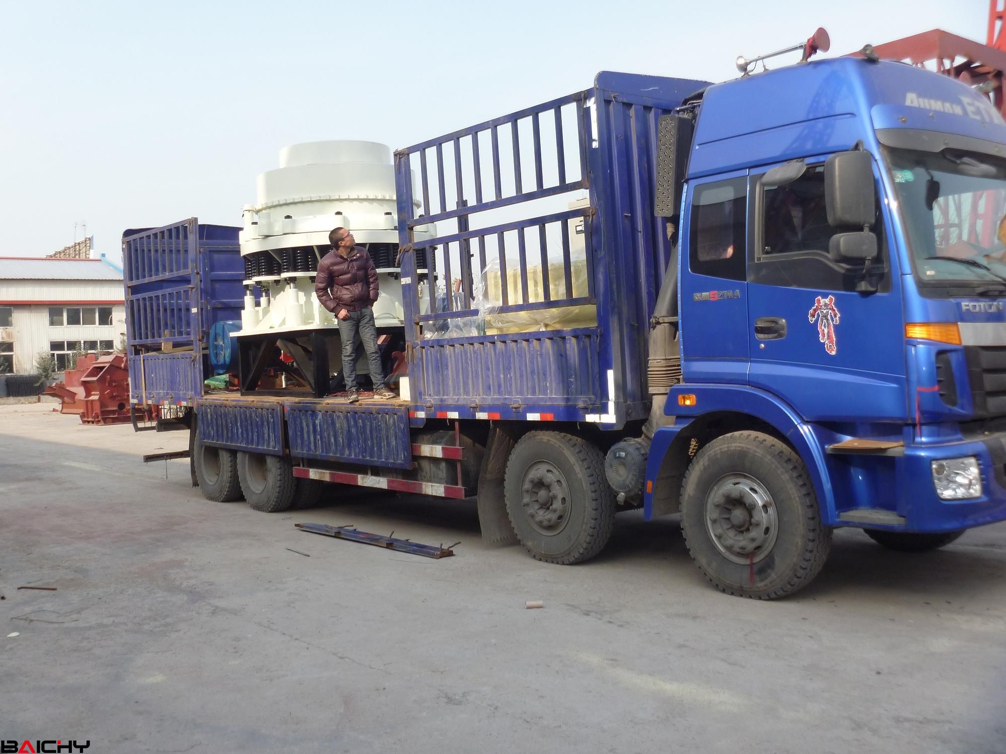 圓錐破碎機PYB-1750發(fā)往青海玉樹